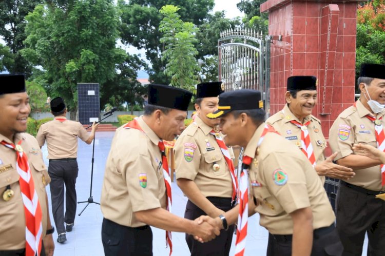 Peringati Hari Pramuka Kwarcab Labuhanbatu Ziarahi Makam Pahlawan 