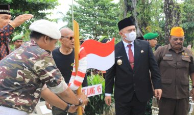 Bupati Labuhanbatu Lakukan Pemancangan Bambu Runcing dan Merah Putih Tokoh Pejuang 45