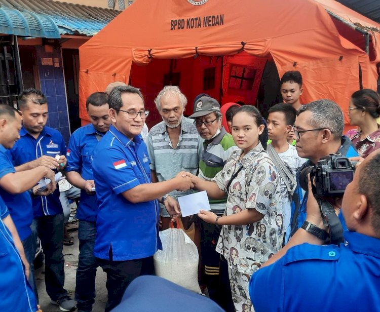 Peduli Korban Kebakaran DPC Demokrat Kota Medan Berikan Bantuan