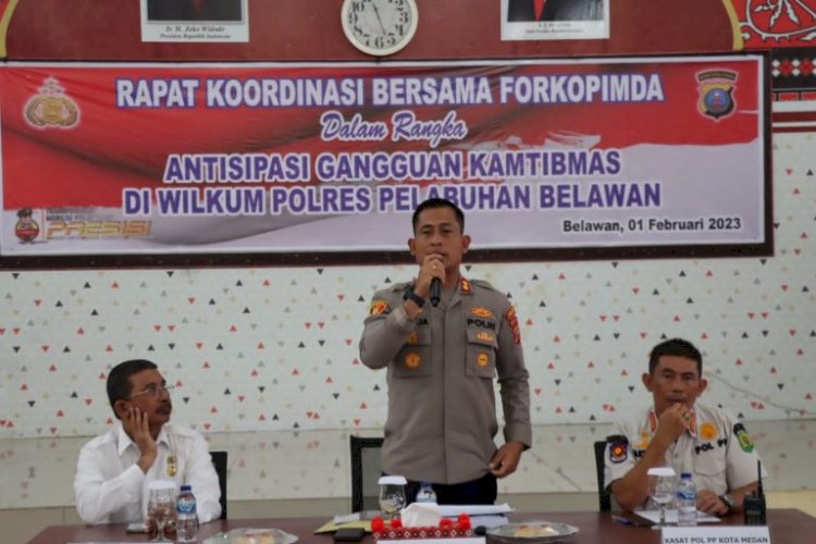 Kapolres Pelabuhan Belawan AKBP Josua Tampubolon SH, MH, mengatakan akan menindak tegas pelaku tawuran. 