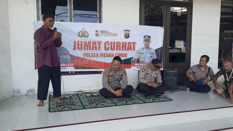 Jumat Curhat Polsek Medan Timur Tampung Keluhan Masyarakat di Musholla Aceh Sepakat