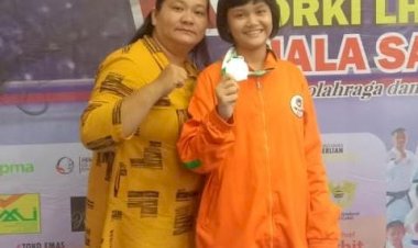 Keyla Mikha Videllya Putri Brika David Sitanggang Berhasil Membawa Pulang Perak Kejuaraan Forki