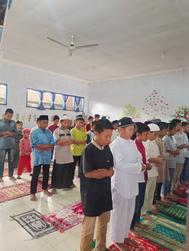 Murid SDN Nomor 101739 Sei Mencirim diajarkan Doa dan Sholat Dhuha