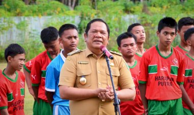 Walikota Padangsidimpuan Hadiri Pembukaan Turnamen Sepakbola Ikanas Cup