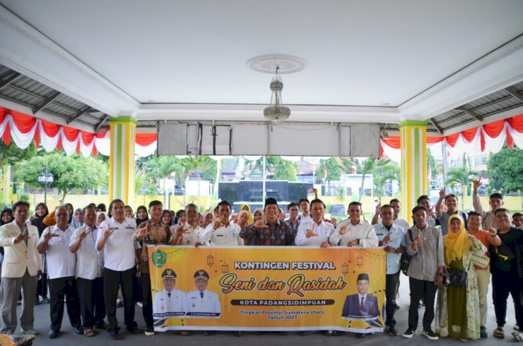 Walikota Padangsidimpuan Berangkatkan Peserta Festival Seni Dan Qasidah Tingkat Provsu