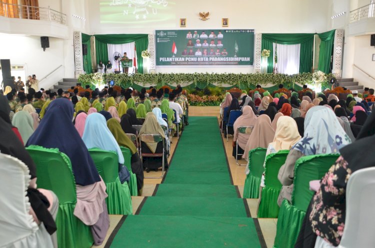 Walikota Hadiri Pelantikan PCNU Kota Padangsidimpuan Masa Khidmat 2022-2027