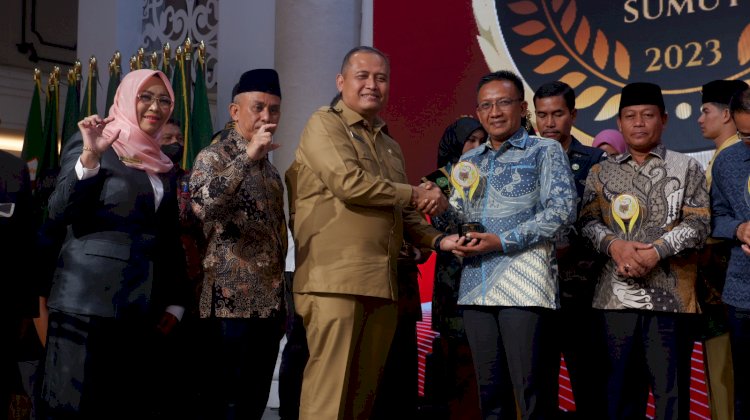 Pemko Padangsidimpuan Raih Anugerah Keterbukaan Informasi Publik