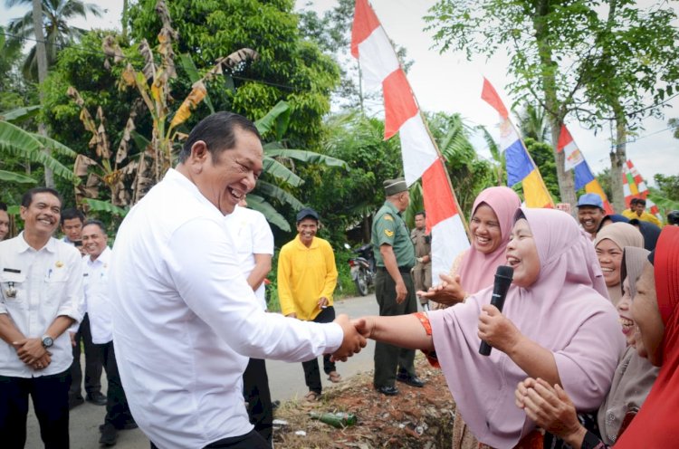 Wali Kota Padangsidimpuan Tanam Bawang Merah Perdana di Desa Sabungan Sipabangun