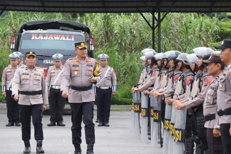 Polres Madina Melakukan Apel Gelar Pasukan Operasi Mantap Brata Toba