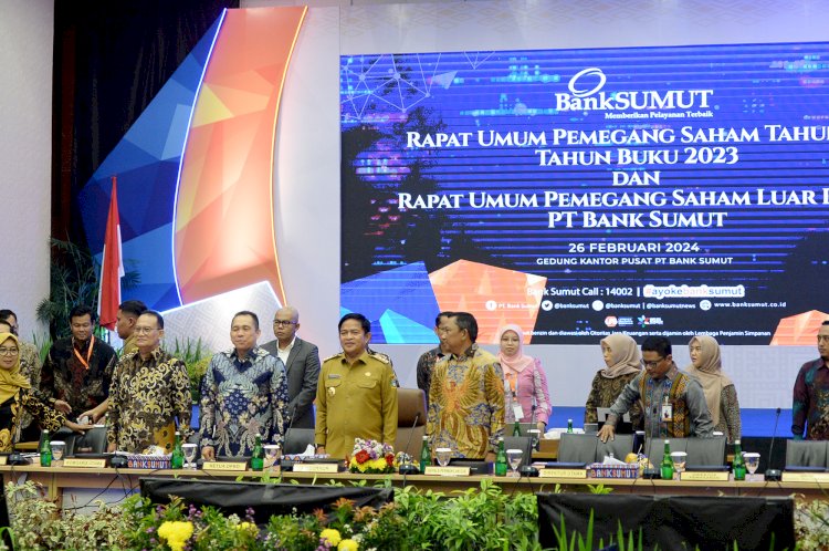 Penjabat Walikota Padangsidimpuan Hadiri RUPS Tahunan & RUPS LB, PT Bank Sumut