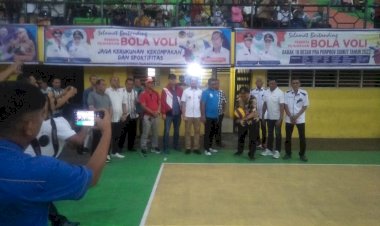 Buka Kejuaraan Bola Voli 16 Besar Pra PORPROVSU, Ketua PBVSI Labuhanbatu Minta Wasit Bertindak Netral