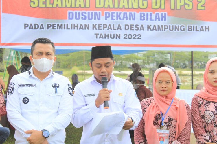 Kadis Kominfo Lakukan Monitoring Pilkades di Desa Kampung Bilah