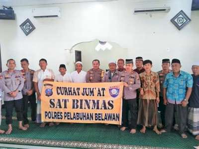 Jumat Curhat, Kapolres Pelabuhan Belawan Ajak Masyarakat Bersama Jaga Kamtibmas