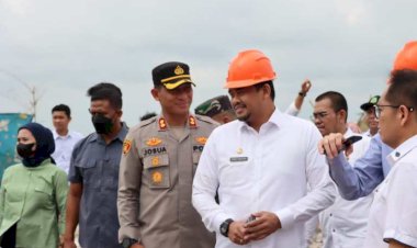 KAPOLRES PELABUHAN BELAWAN DAMPINGI WALIKOTA MEDAN DAN DUBES BELANDA KE TEMPAT PEMBUANGAN SAMPAH KEL. TERJUN KEC. MEDAN MARELAN