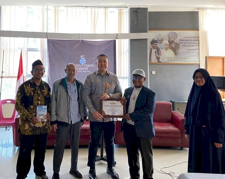 Launching Buku 'Dari Ujung Kota', Institut Positif : Tingkatkan Literasi Pemuda