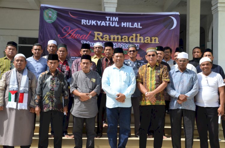 Wali Kota Padang Sidempuan Lepas Tim Rukyatul Hilal Menuju Pantai Hajoran