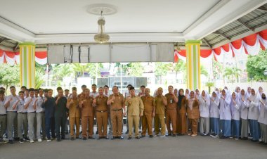 Pemko Padangsidimpuan Lepas Calon Mahasiswa Baru Beasiswa ke Berbagai Perguruan Tinggi di Luar Pulau Sumatera 