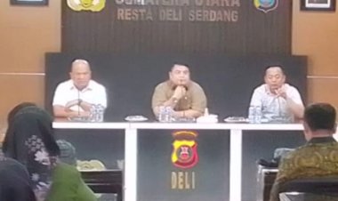 Sosialisasi Posko Kampung bersih narkoba dan survey publik dari Universitas Pembangunan Panca Budi Medan