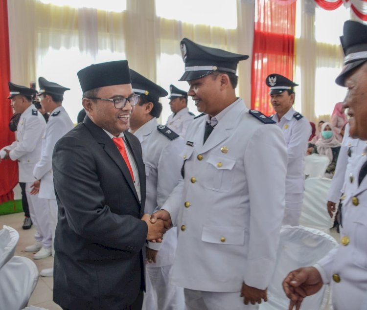 Pj. Walikota Padangsidimpuan Lantik Kepala Desa Terpilih