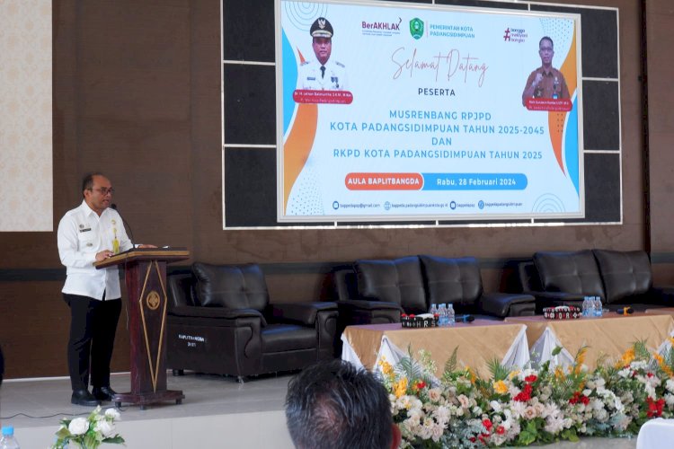 Hadiri Musrenbang RPJPD Kota Padangsidimpuan tahun 2025-2045 & RKPD tahun 2025, Pj. Wali Kota : "Berharap Lahir Program - Program Inovatif dalam Mensejahterakan Masyarakat"