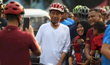 PROJO: Jokowi Terlalu Muda untuk Pensiun, Banyak Partai Siap Menampung