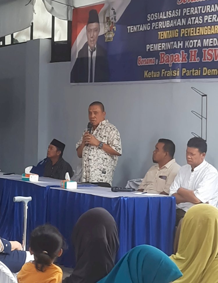 Iswanda Ramli, Anggota DPRD Kota Medan dan Ketua Fraksi Partai Demokrat, Gelar Sosialisasi Perda No. 6 Tahun 2024 Tentang Ketenagakerjaan di Jalan Garuda