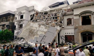 Rumah Mewah di Grand Polonia Meledak, Enam Orang Luka-luka